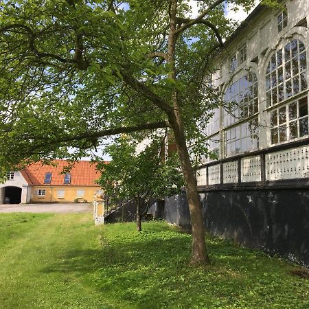 פאבורג Korinth Kro Hostel מראה חיצוני תמונה