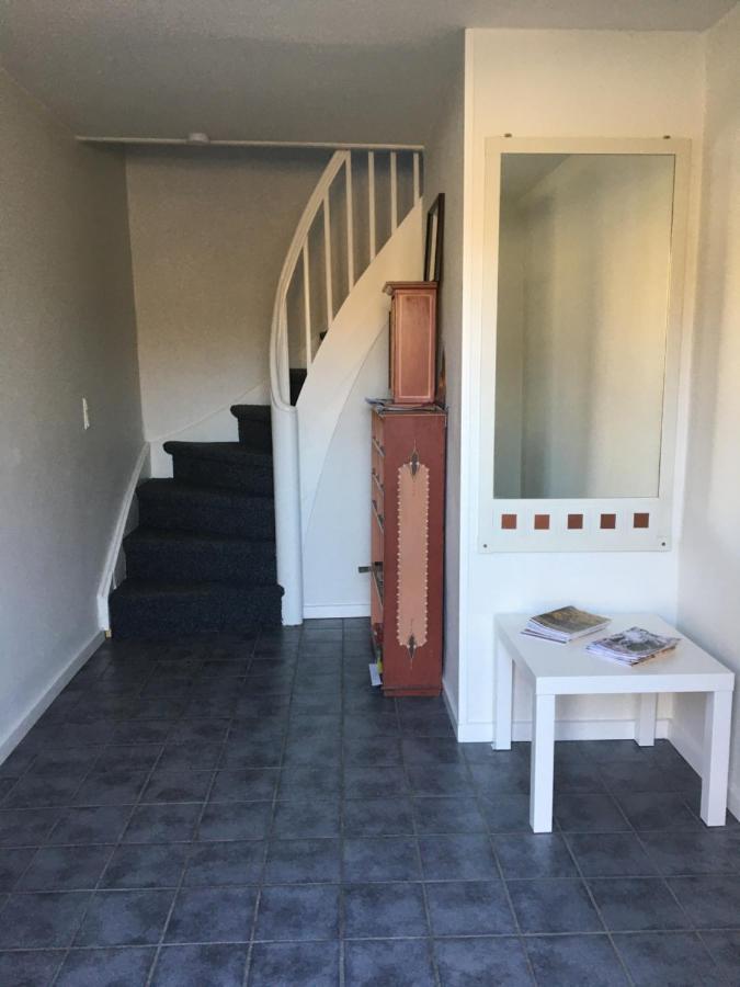 פאבורג Korinth Kro Hostel מראה חיצוני תמונה