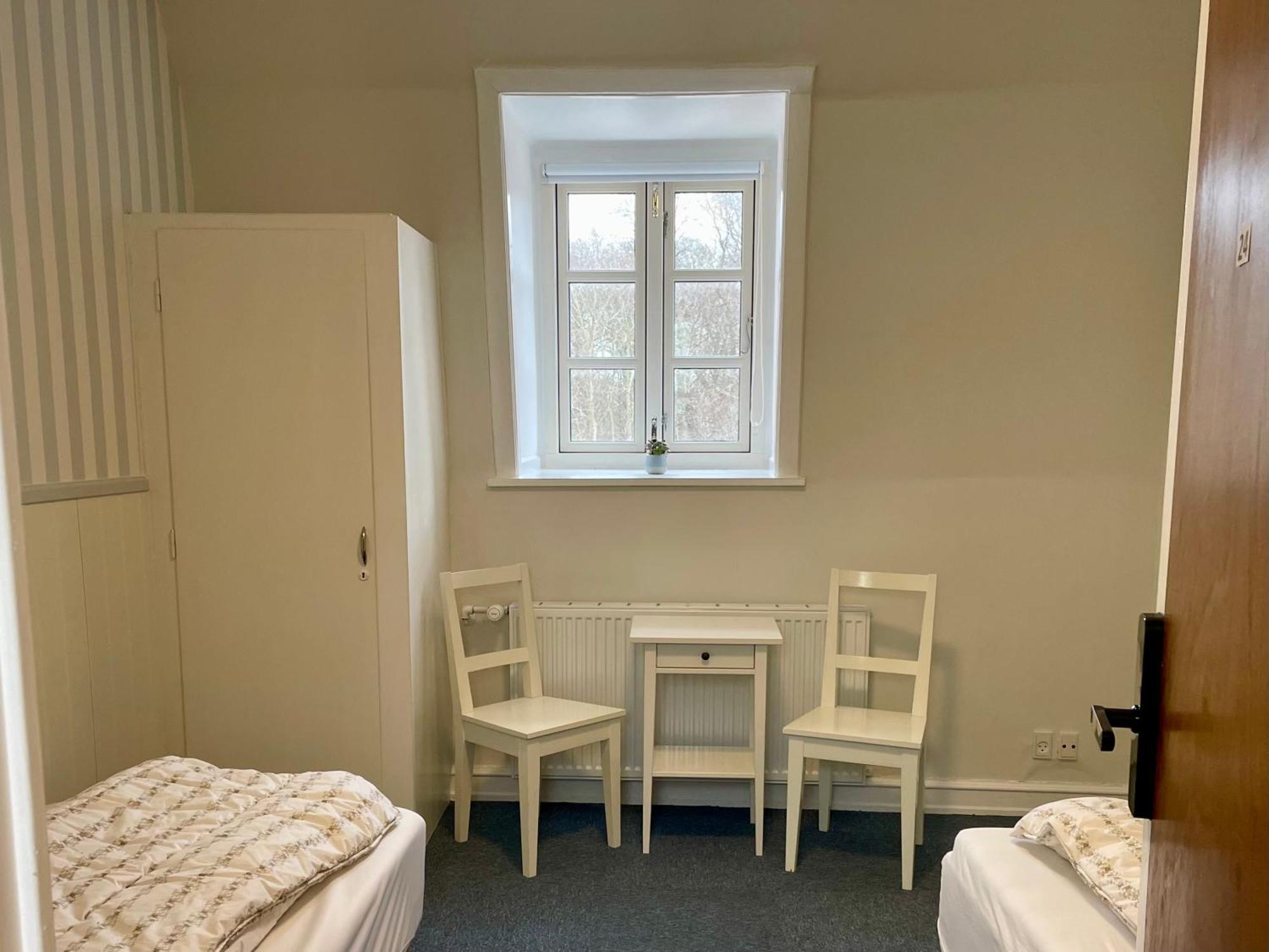 פאבורג Korinth Kro Hostel מראה חיצוני תמונה